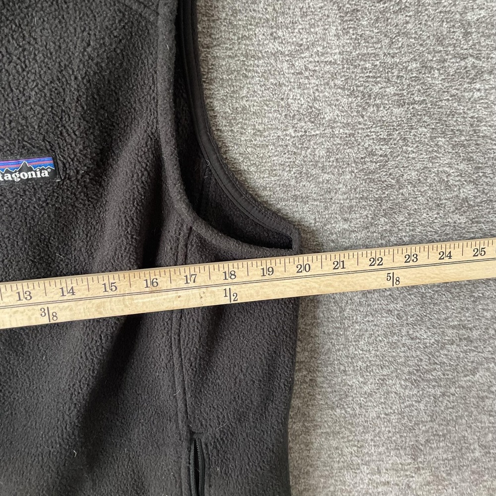 Patagonia Synchilla Vest Mens Large Black Fleece Full Zip OptumCare Logo - Picture 5 of 9